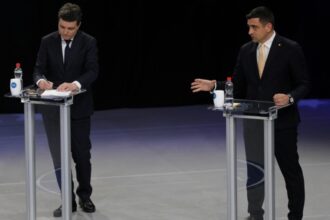 Nicușor Dan vs George Simion