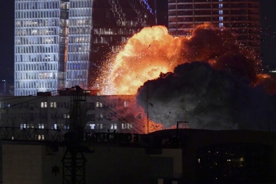 Iranul paralizează Israelul