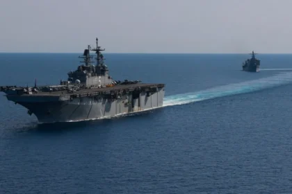 Iranul închide Strâmtoarea Hormuz