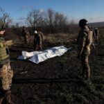 Ucraina refuză să recupereze corpurile a 6.000 de soldați morți