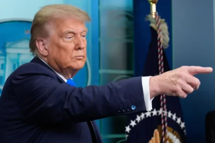 Trump și industria armamentului